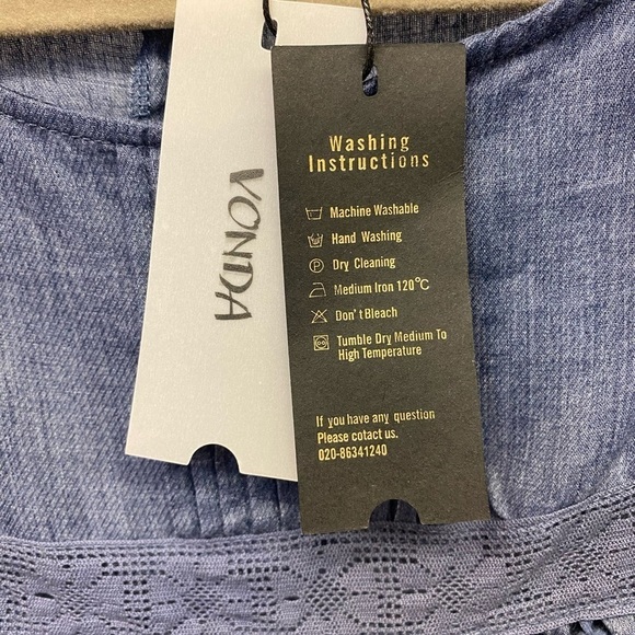 VONDALADY Peasant Style Blouse NWT - Picture 2 of 8